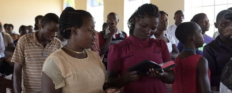 Gottesdienst in der evangelischen Gemeinde in Jinja, am Viktoriasee, Uganda Projektpartner ECO - Ecological Christian Organisation